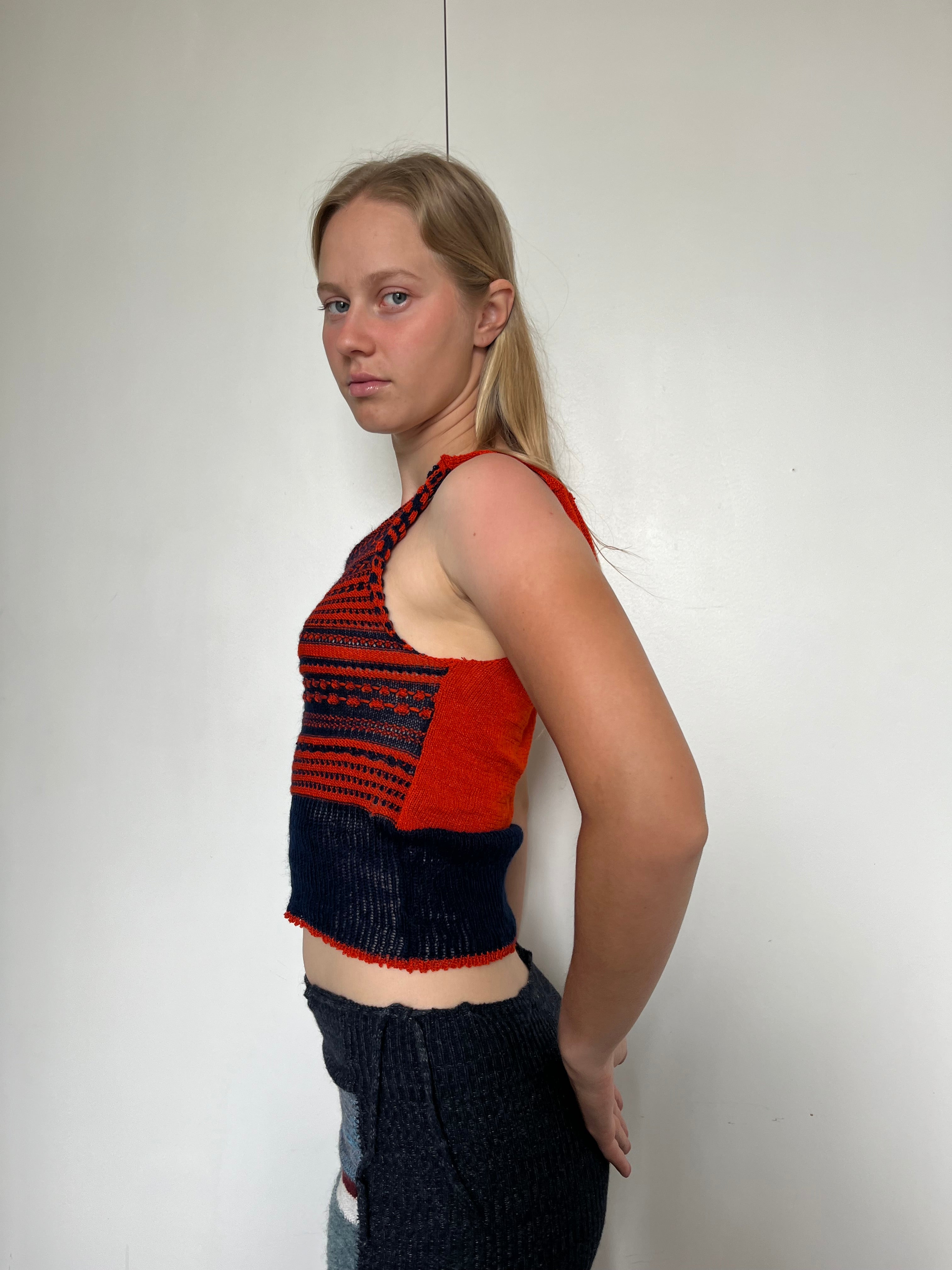 Tuck stitch vest