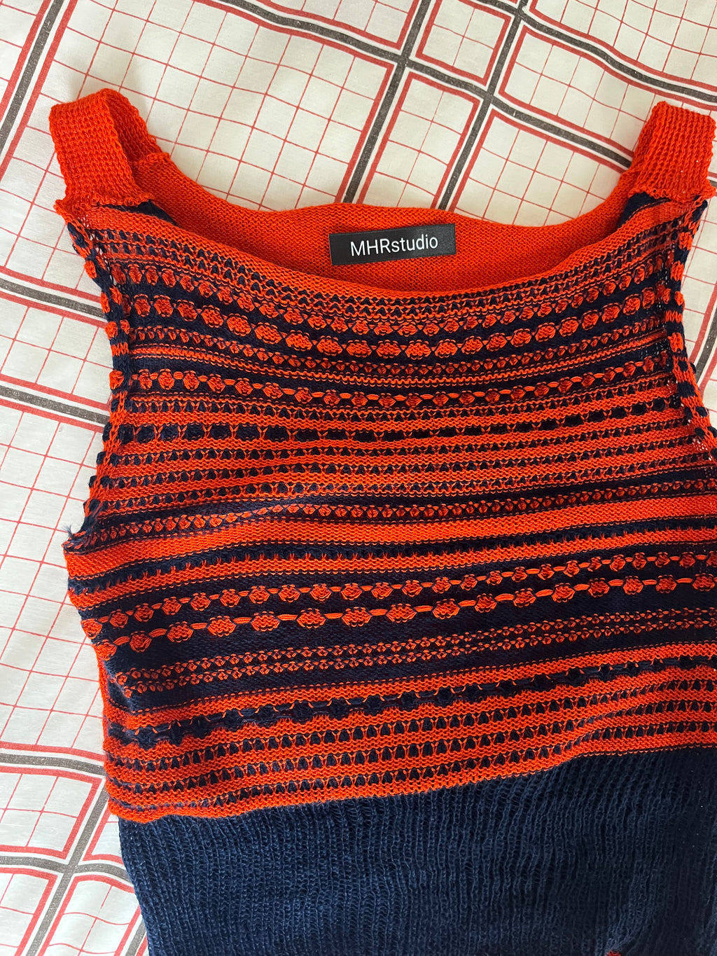 Tuck stitch vest