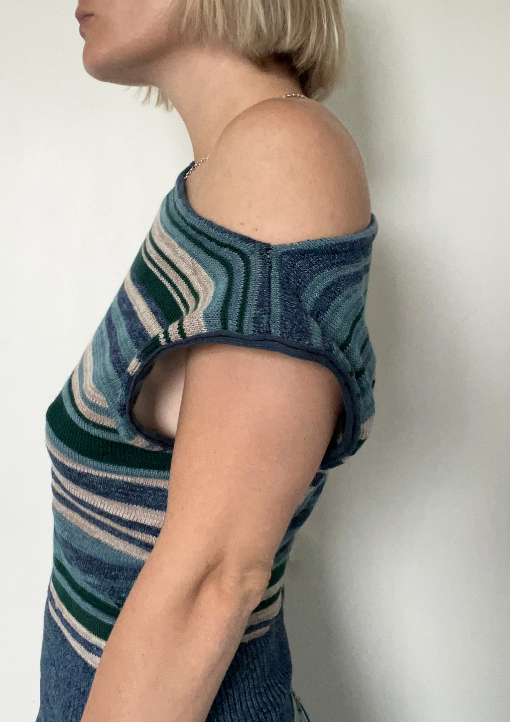 Asymmetric striped top