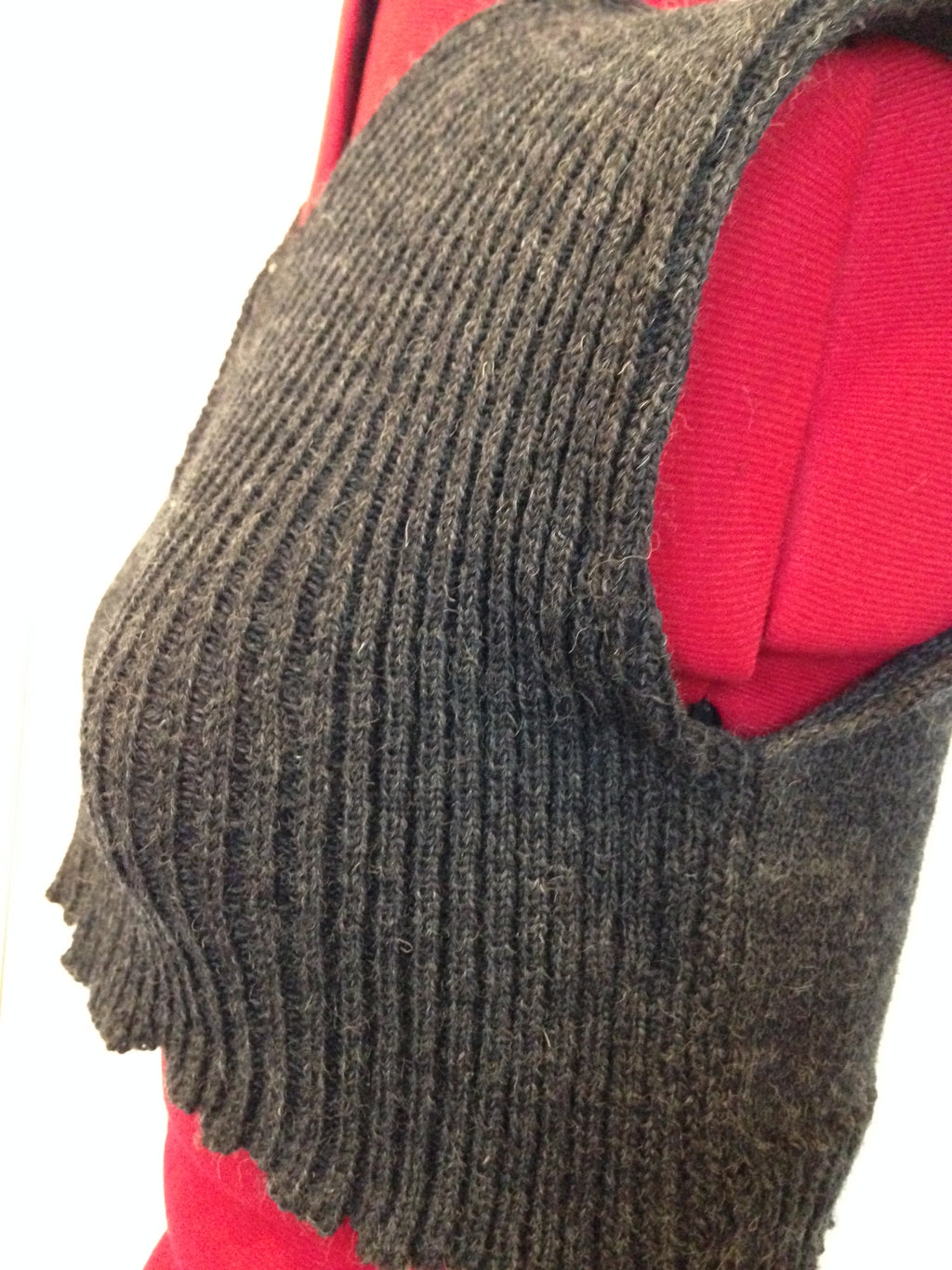 Hook & Eye Vest