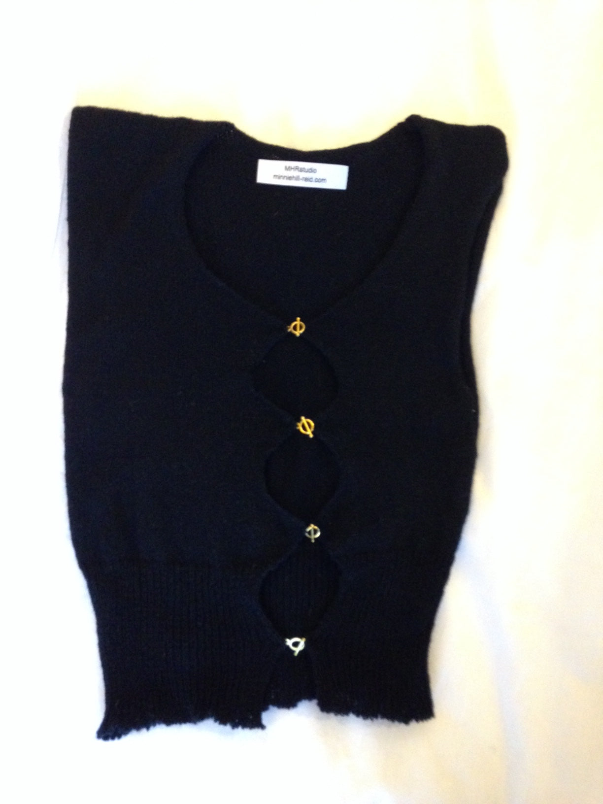 Asymmetric T bar Top