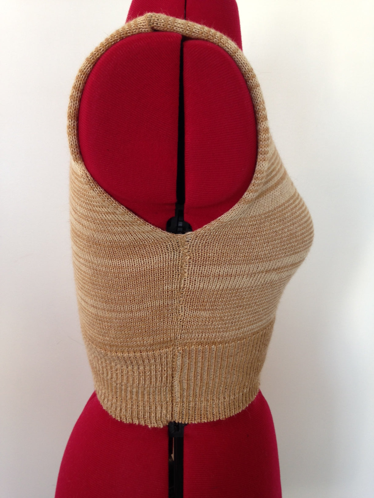 Asymmetric T bar Top
