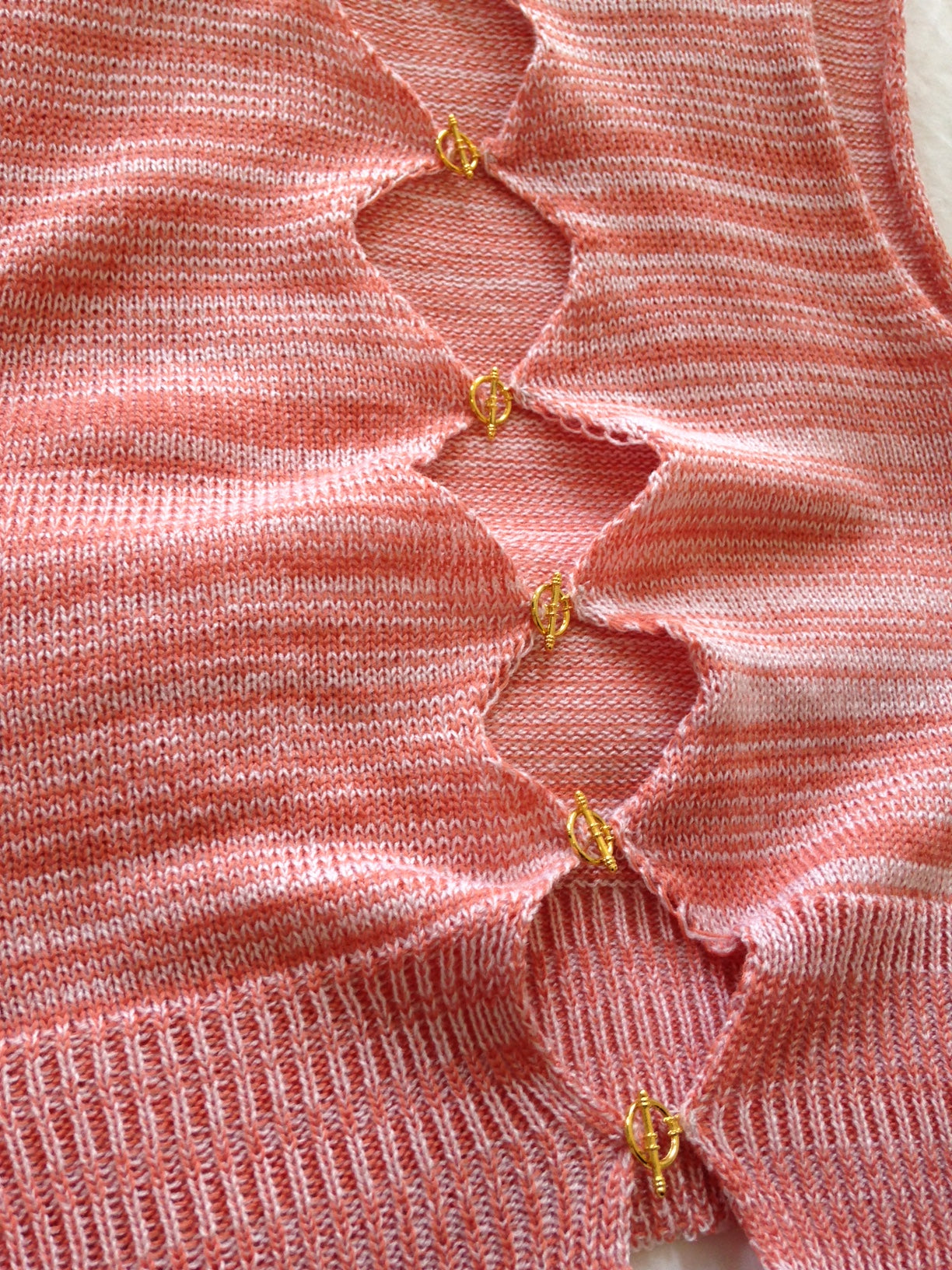 Asymmetric T bar Top