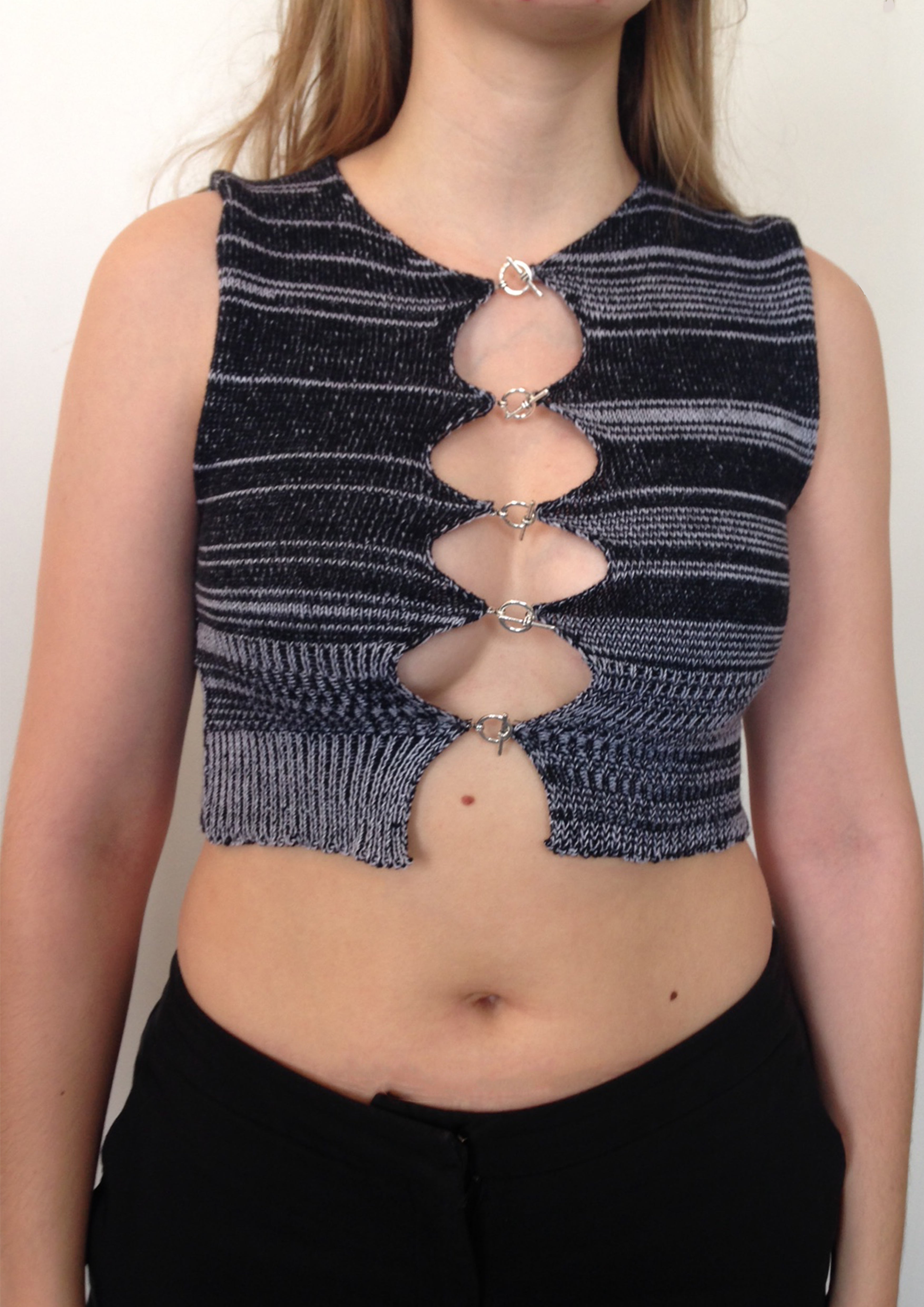 Asymmetric T bar Top