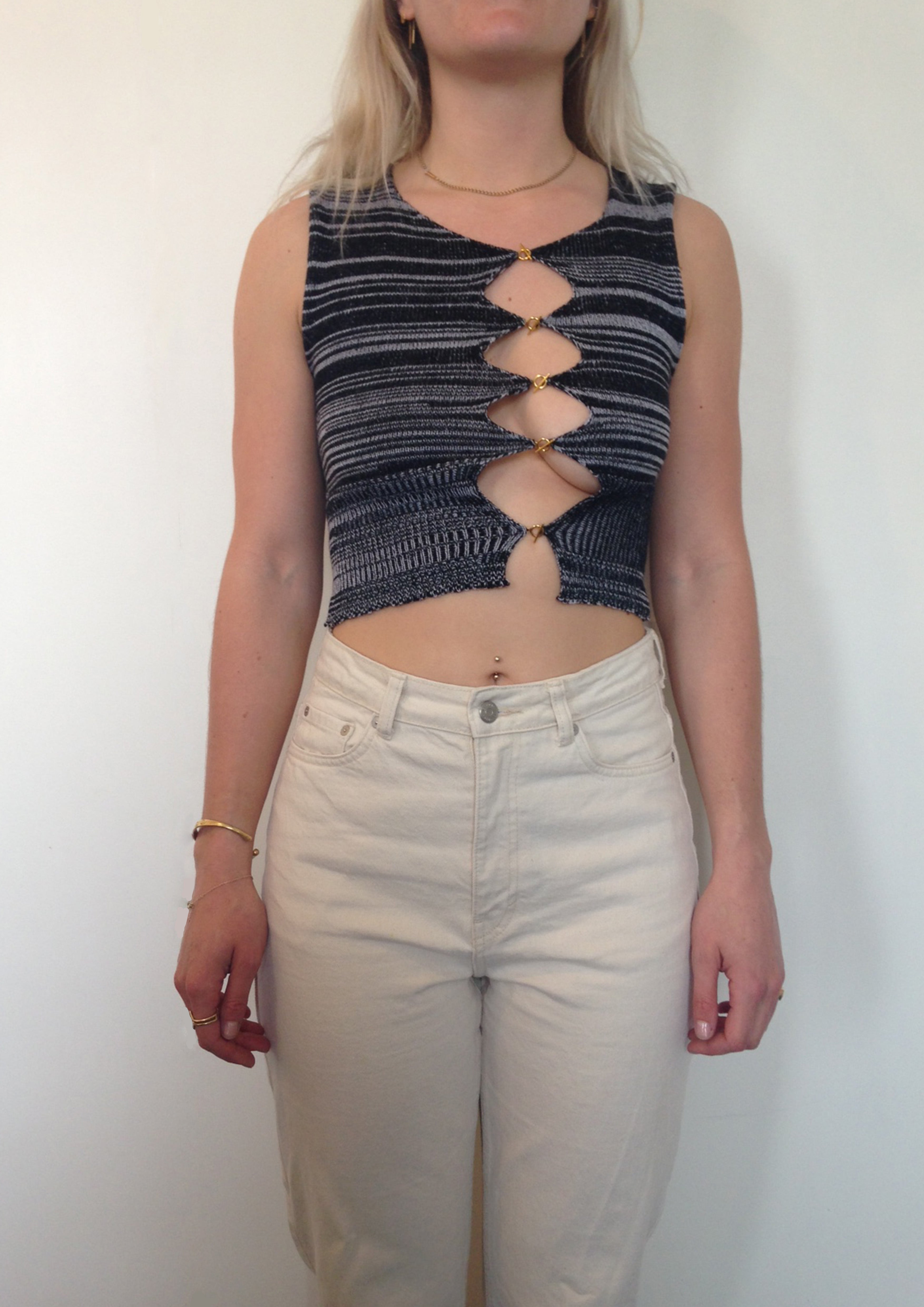 Asymmetric T bar Top