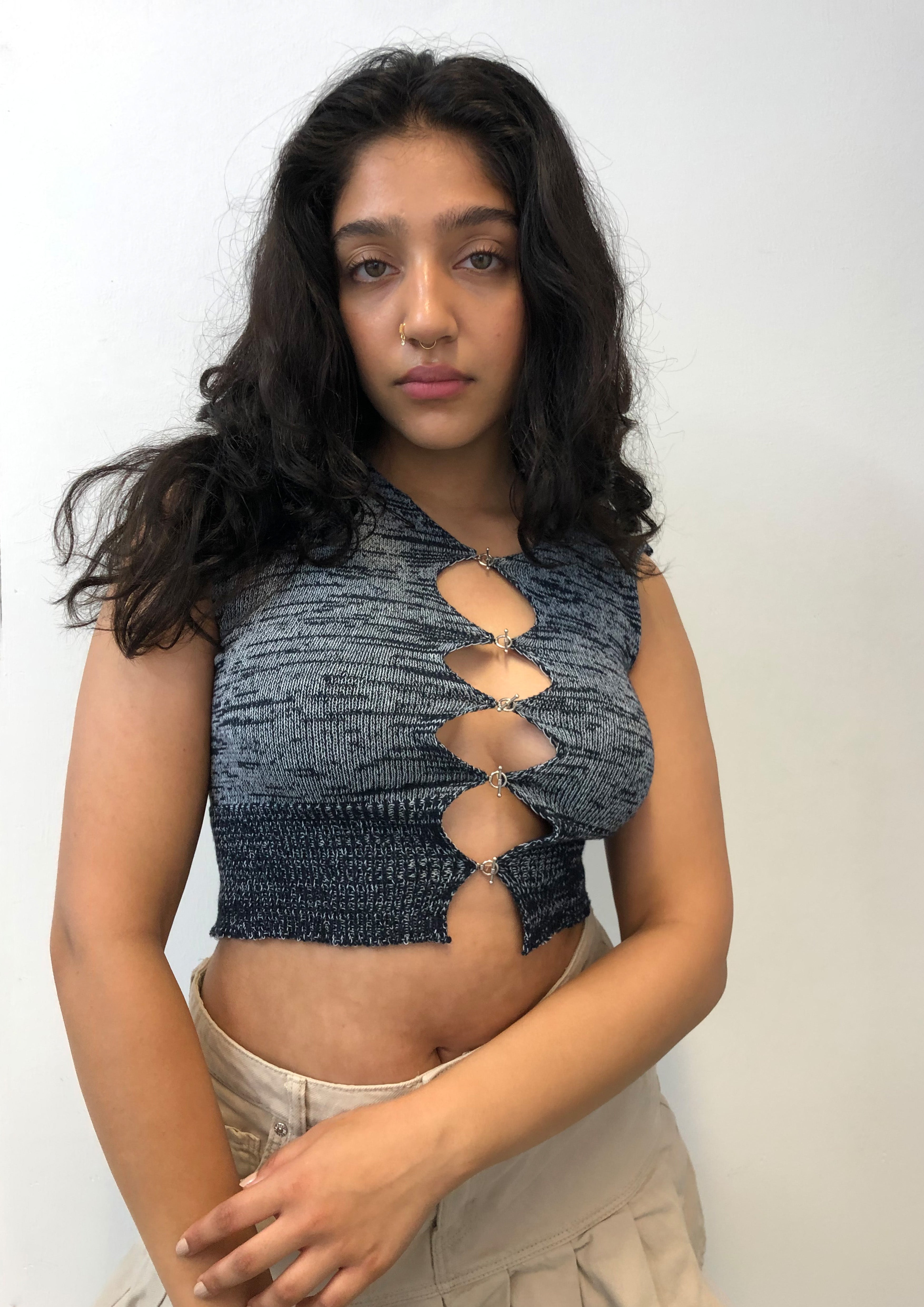 Asymmetric T bar Top