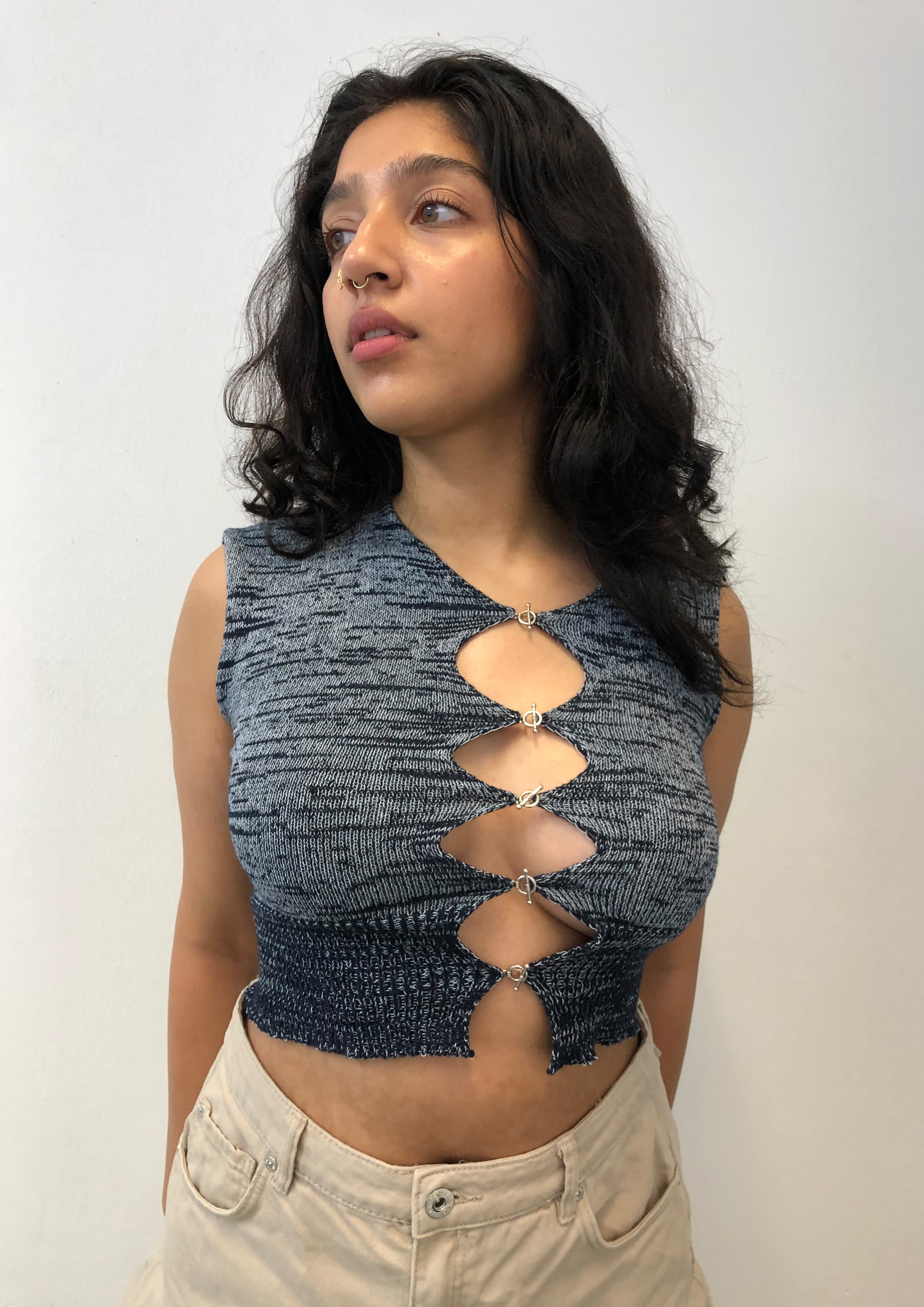 Asymmetric T bar Top