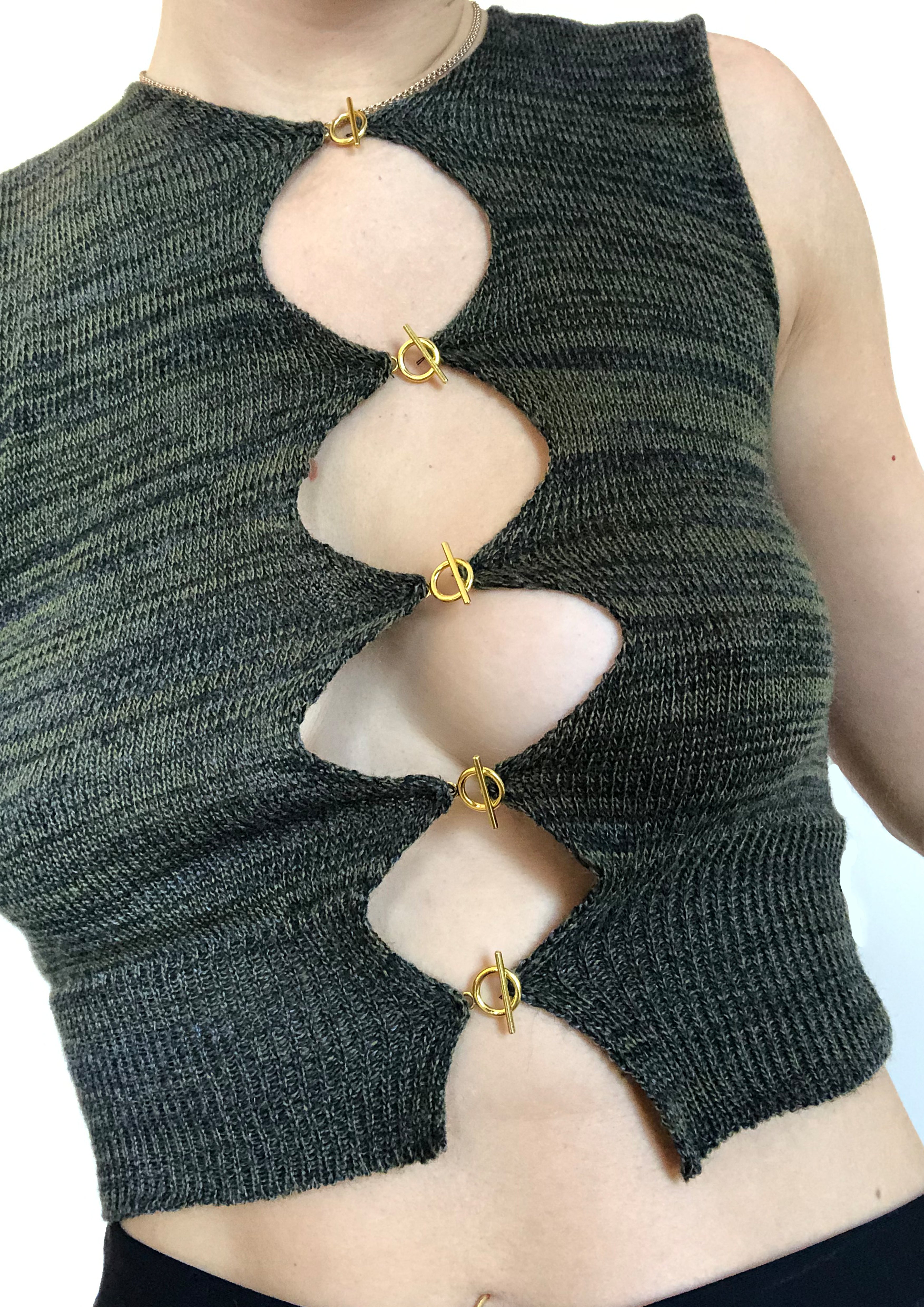 Asymmetric T bar Top