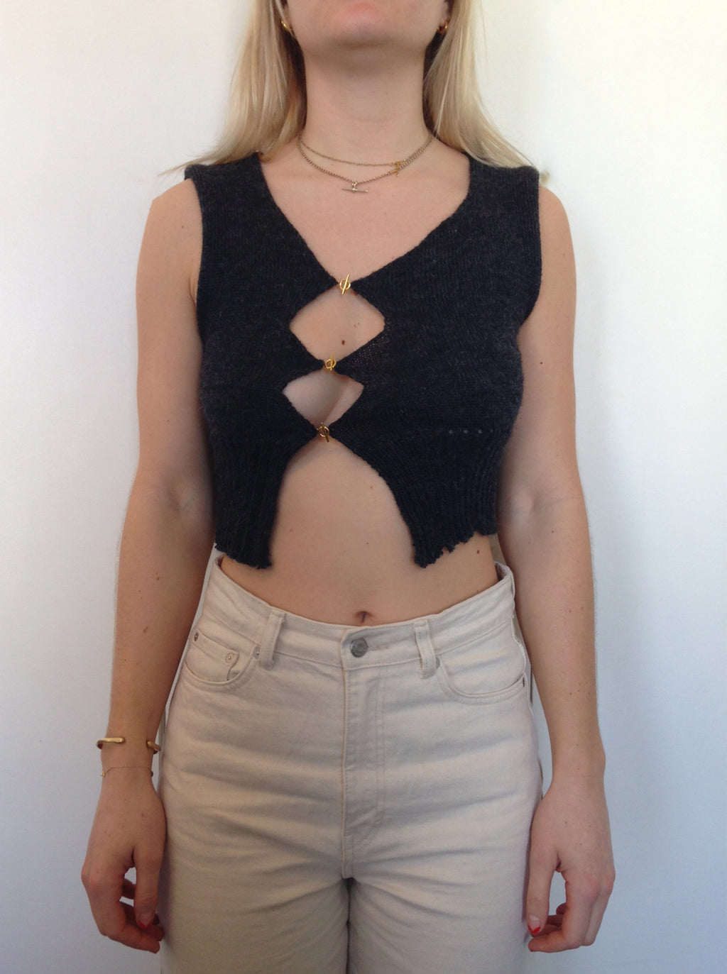 Asymmetric T bar Top