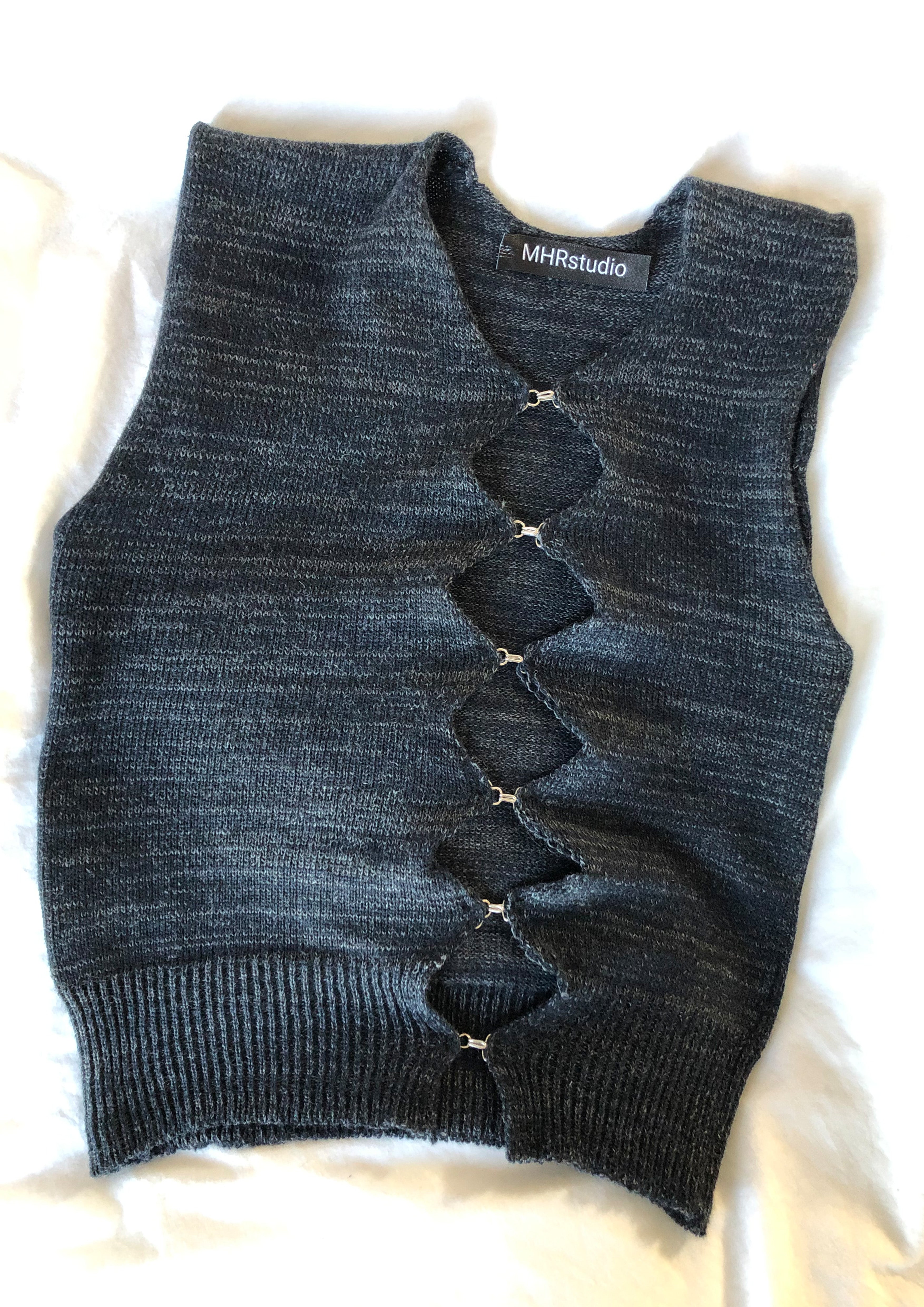 Hook & Eye Vest