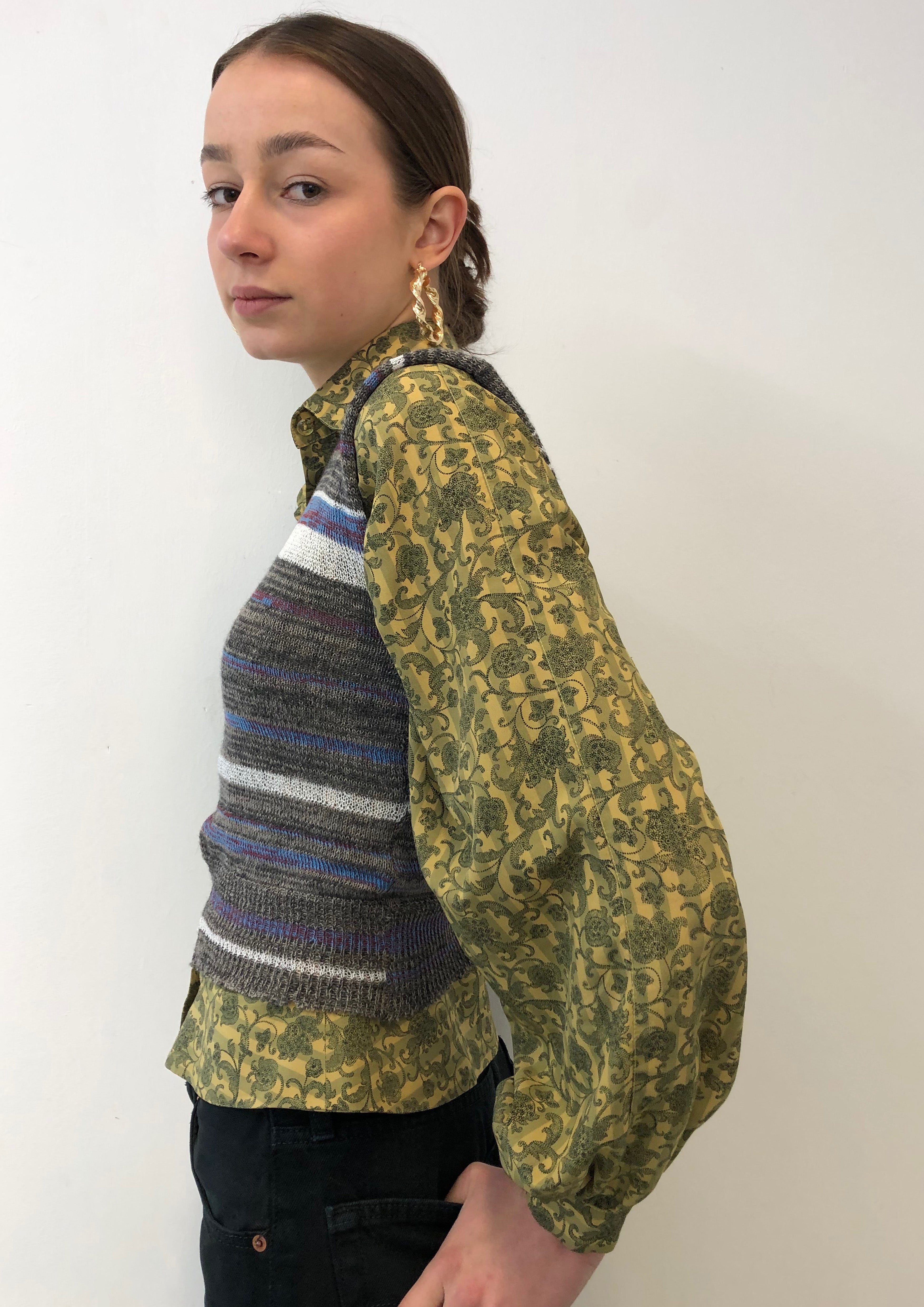 Hook & Eye Vest