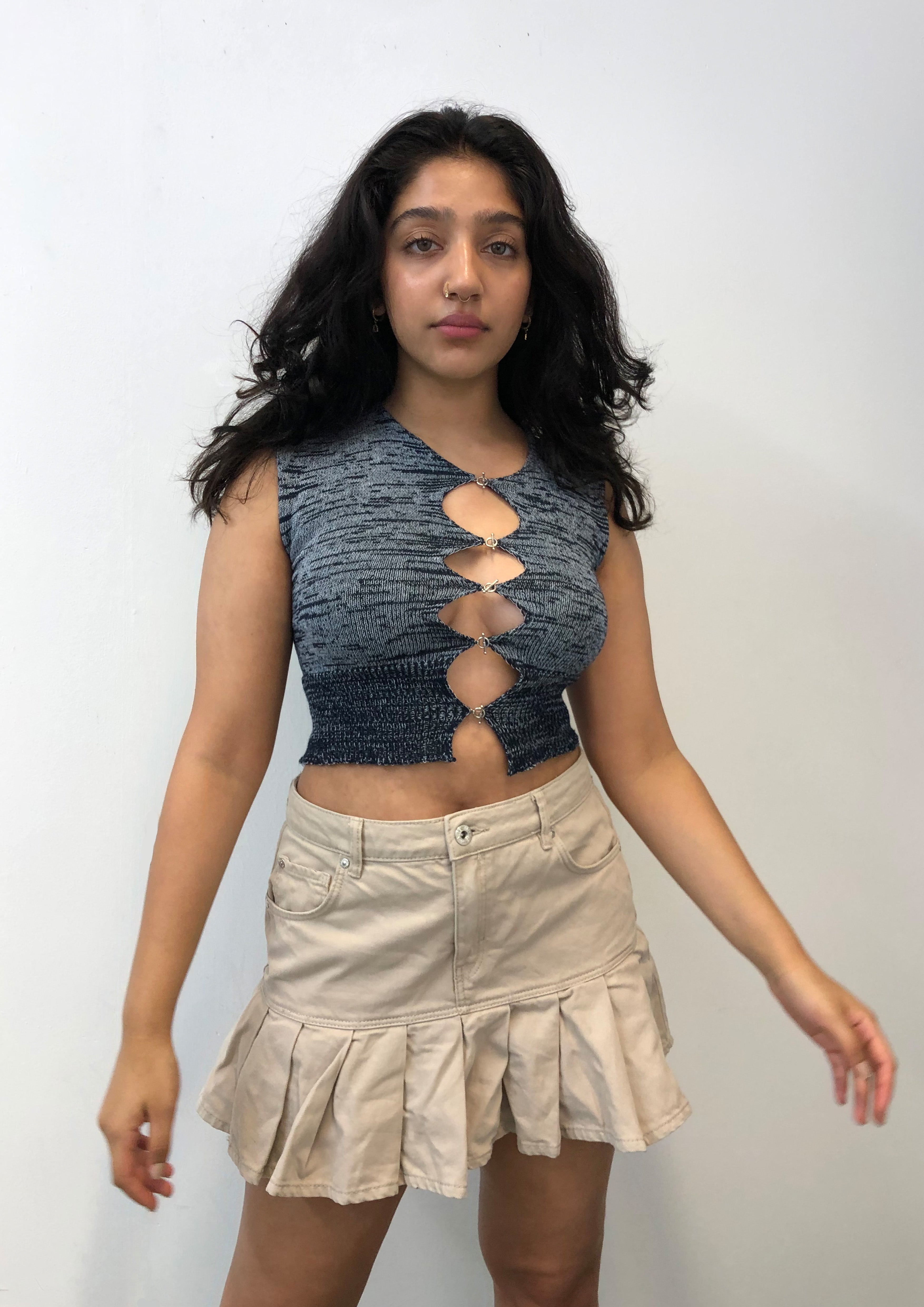 Asymmetric T bar Top