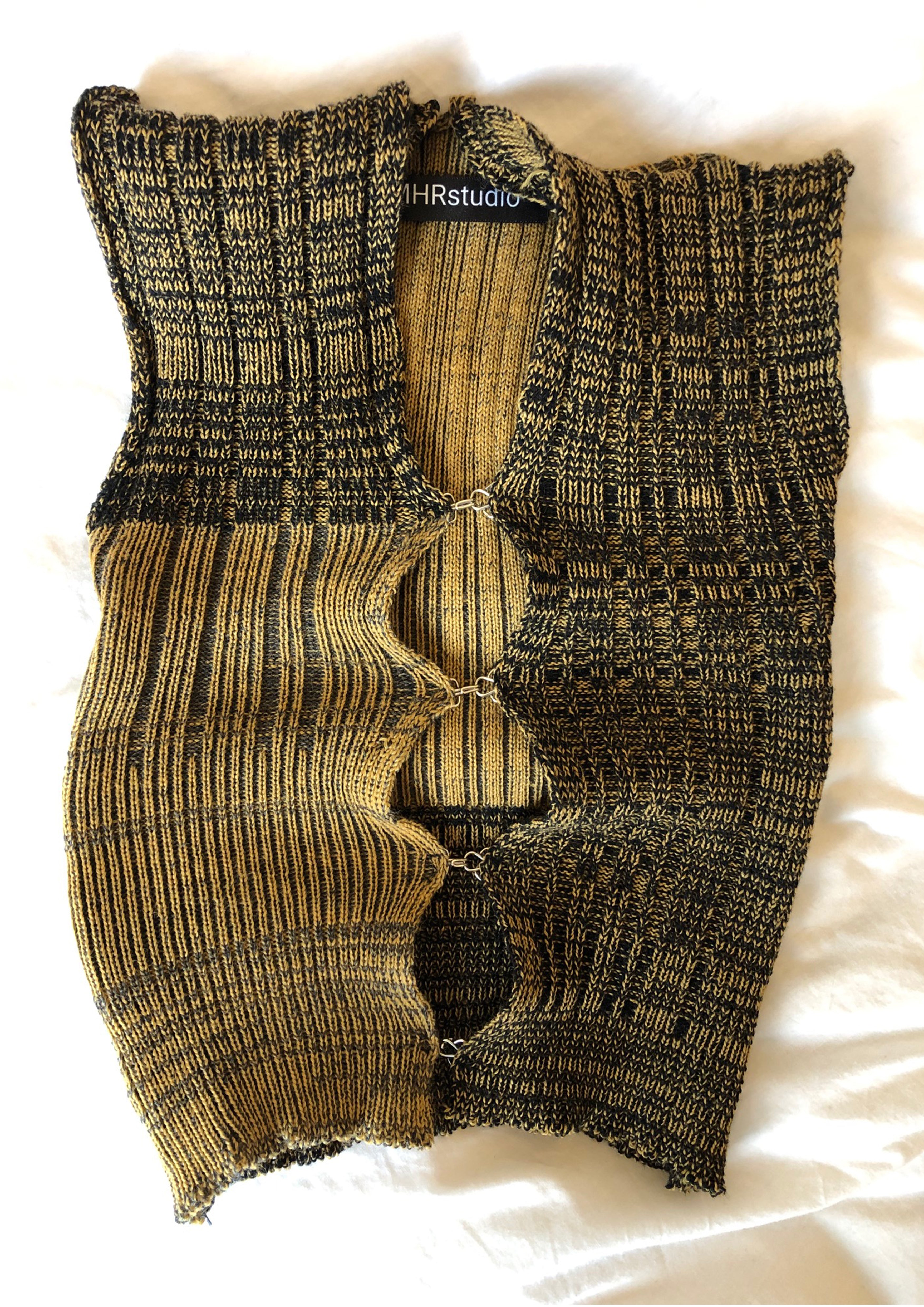 Ribbed Hook & Eye Vest