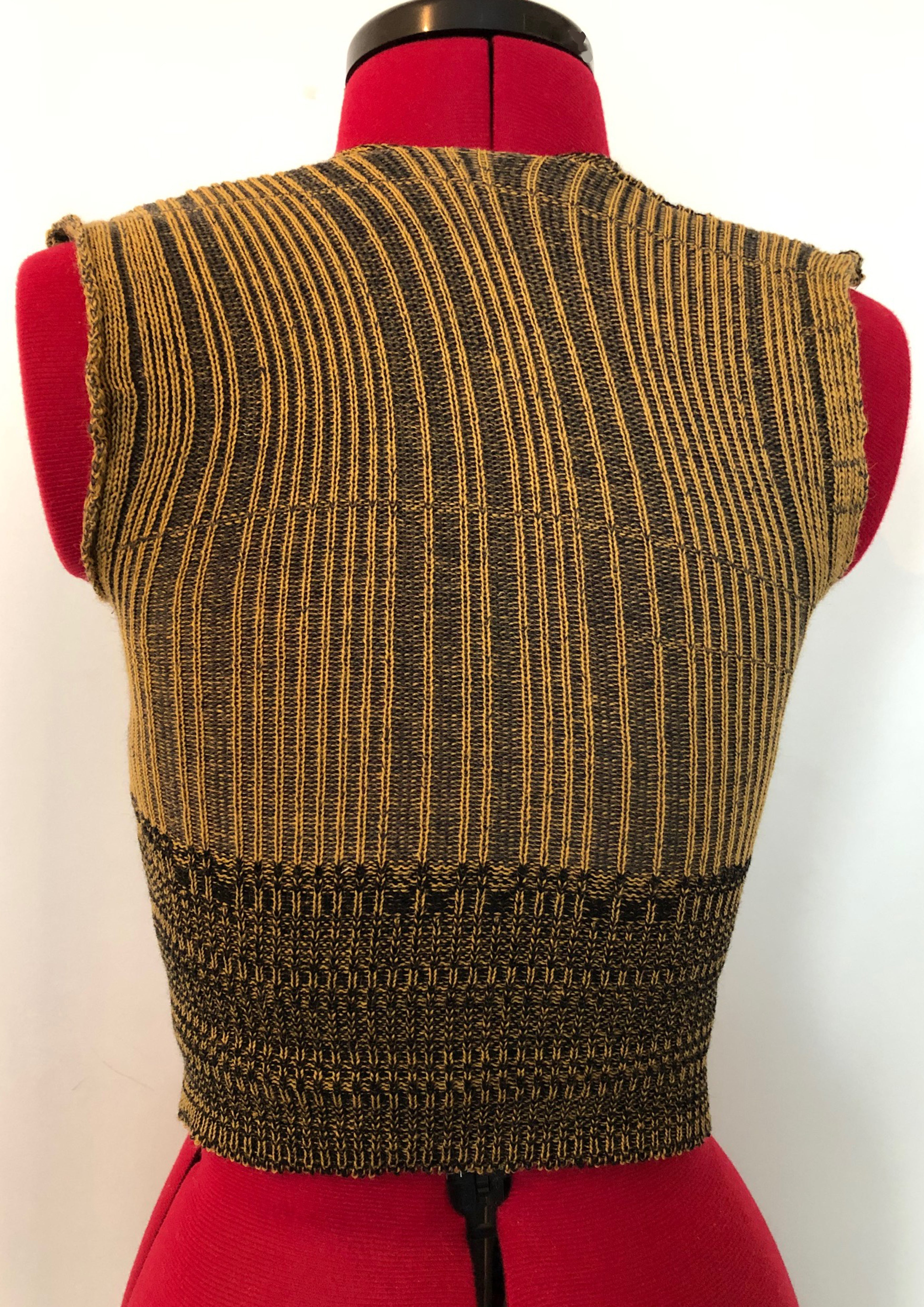 Ribbed Hook & Eye Vest