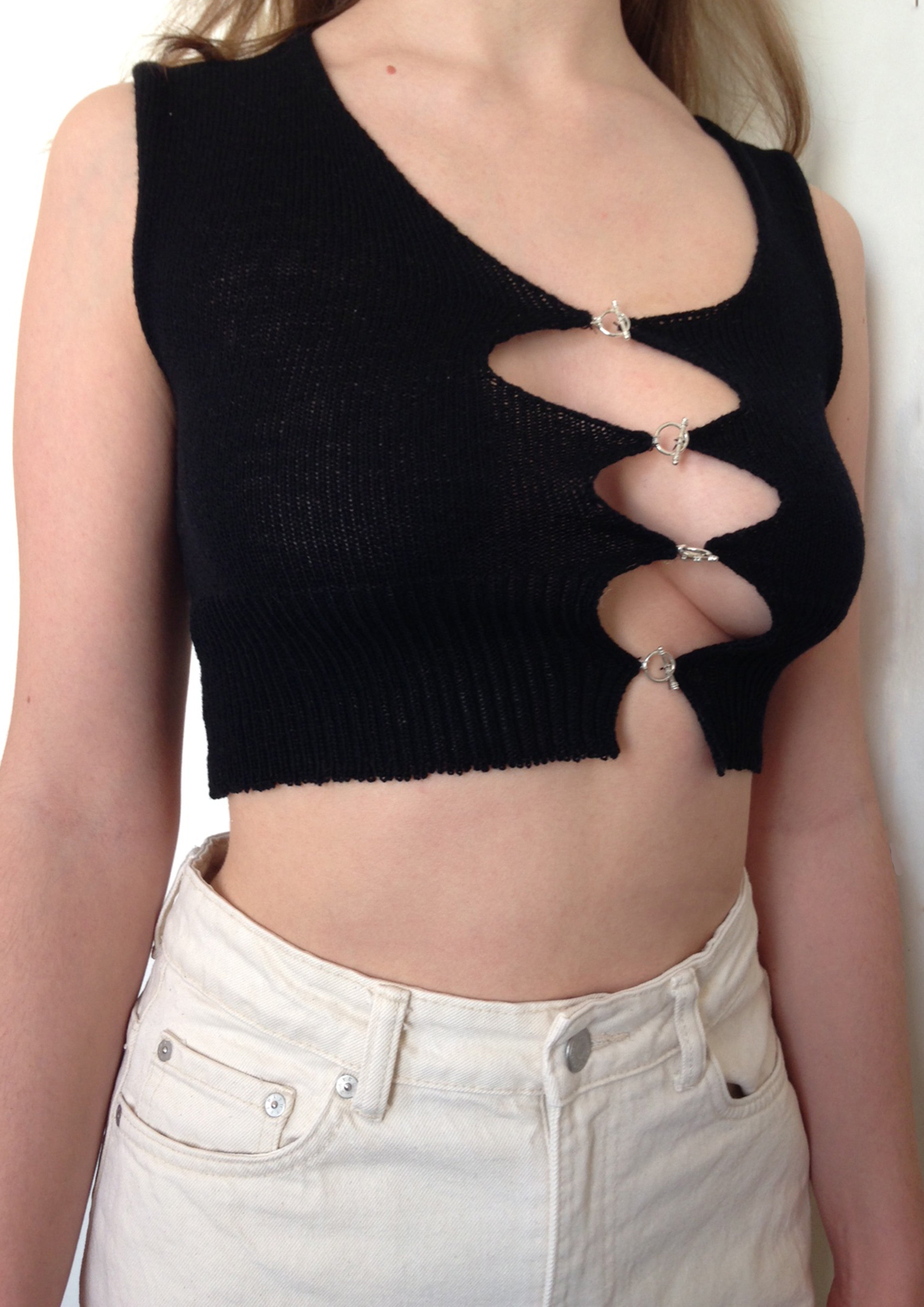 Asymmetric T bar Top